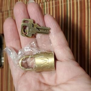 LV lock and keys